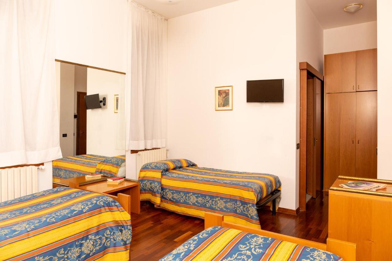 Albergo Sacro Monte Varese Exteriör bild